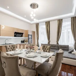 Centrum Opera Luxury With Free Garage Apartamento Budapest